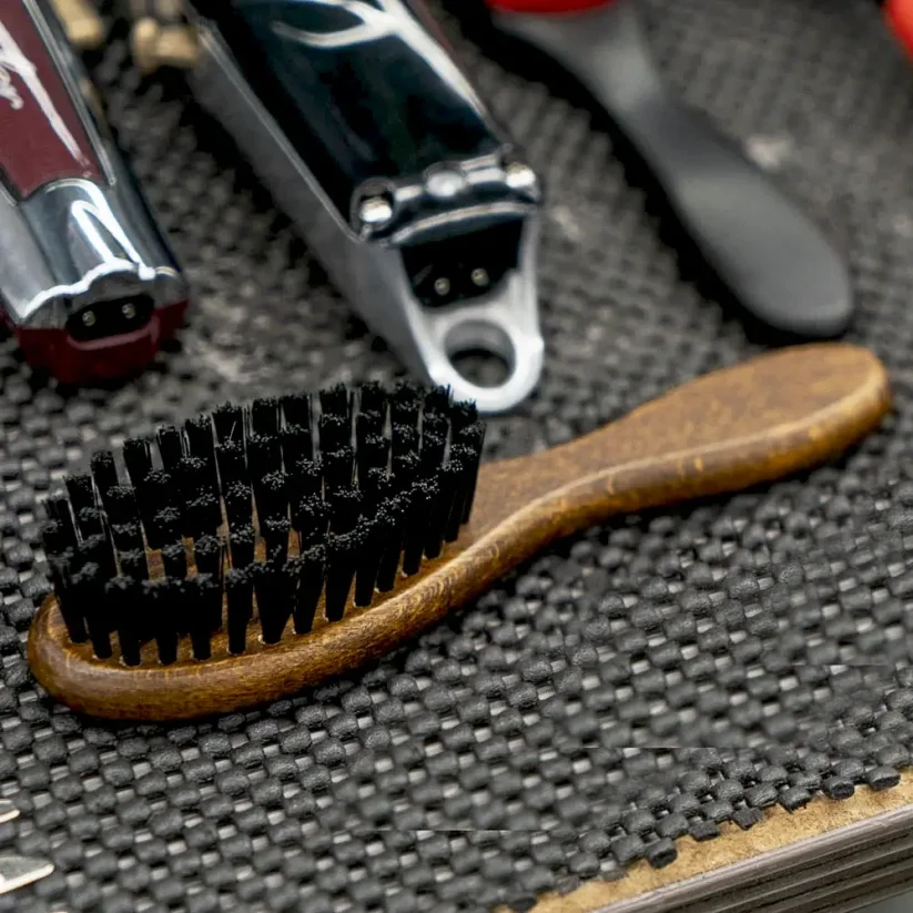Bluebeards Revenge Fade & Beard Brush - Kartáč na fade a vousy