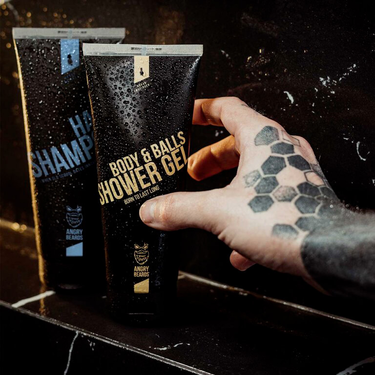 Angry Beards Shower set Urban Twofinger Set Sprchového gelu a šamponu na vlasy