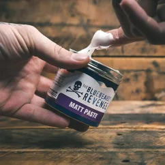 Bluebeards Revenge Matt Paste 150 ml - Matná pasta na vlasy pro středně silnou fixaci účesu