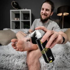 Angry Beards Feet Deodorant Feetsaver 50 ml -  Deodorant ve spreji na nohy proti zápachu