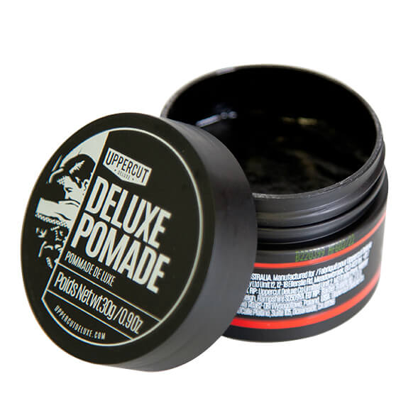 Uppercut Deluxe Pomade with Strong Hold Midi Tins 30 g - Pomáda na vlasy se středně silnou fixací a mokrým efektem účesu