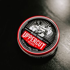 Uppercut Deluxe Pomade with Strong Hold 100 g - Pomáda na vlasy se středně silnou fixací a mokrým efektem účesu