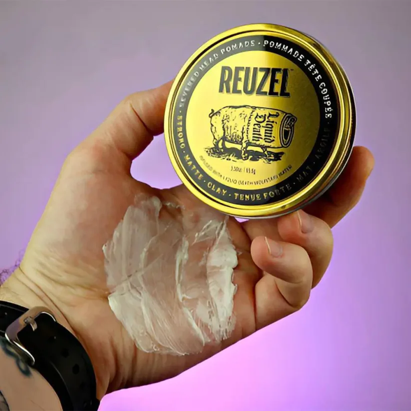 Reuzel Liquid Death Severed Head Pomade Strong Matte Clay Matná hlína na vlasy 95 g