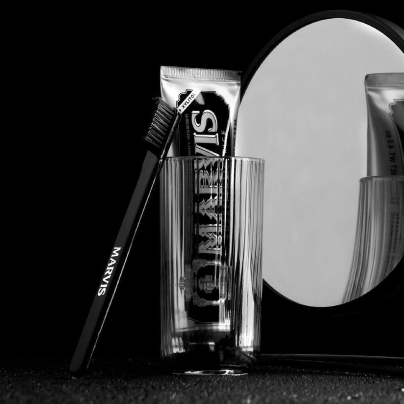 Marvis Toothpaste Amarelli Licorice 85 ml - Zubní pasta s příchutí lékořice