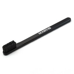 Marvis Toothbrush Hard Bristles Black - Zubní kartáček černý s tvrdými štětinami