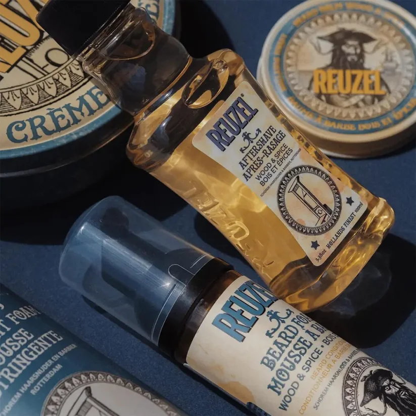 Reuzel Wood & Spice Beard Foam Vyživující pěna na vousy 70 ml