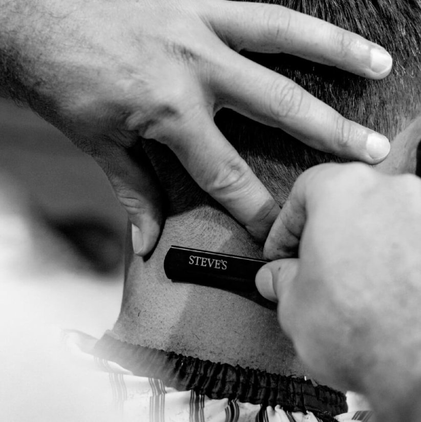 Steves Shavetta Real Steel with Case - Černá shavetta na holení s pouzdrem