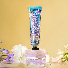 Marvis Toothpaste Sinuous Lily 75 ml - Zubní pasta