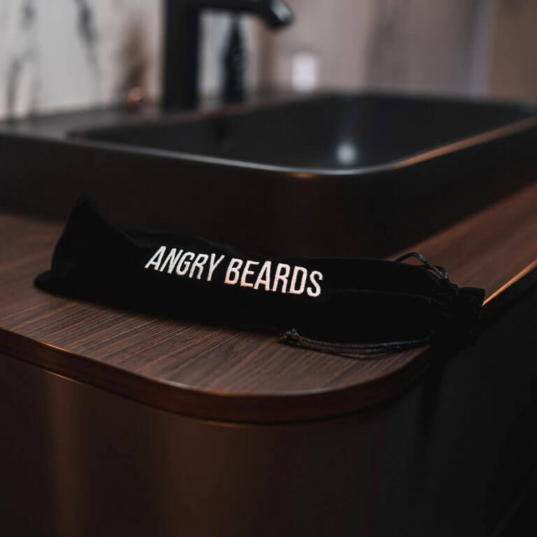 Angry Beards Žehlička na vousy Beard Straightener + Krém na tepelnou ochranu 75 ml