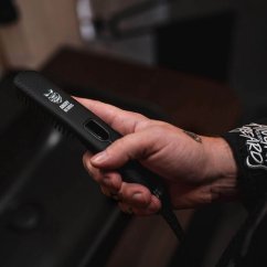 Angry Beards Žehlička na vousy Beard Straightener + Krém na tepelnou ochranu 75 ml